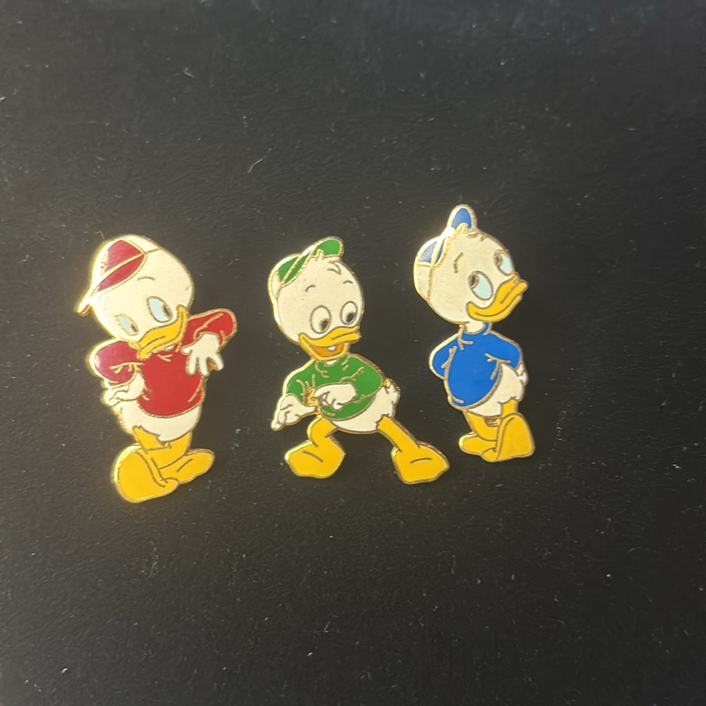 Disney Pins. Huey , Duey , Luey Ducks Enamel Pins - Picture 3 of 3